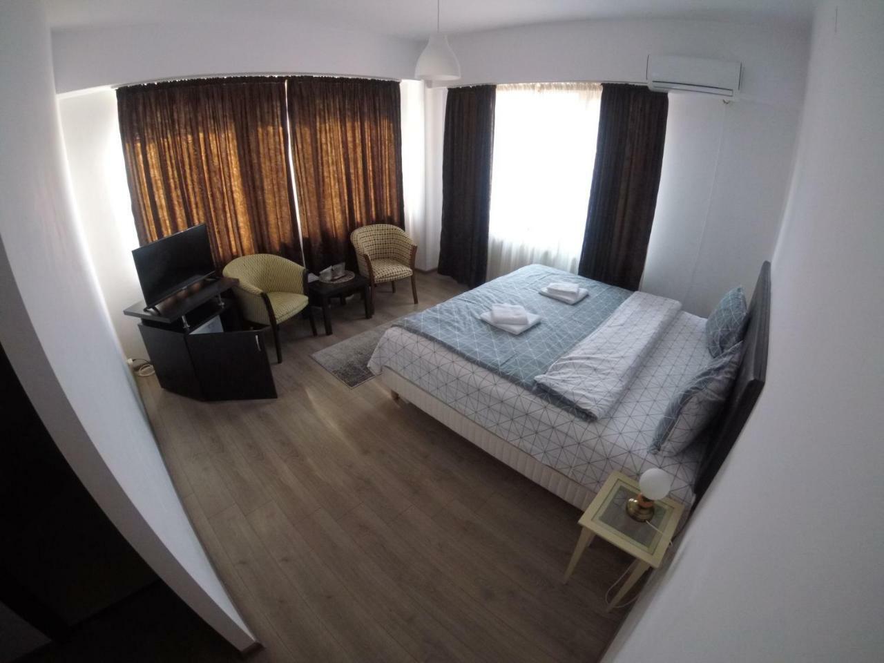 Cochet Accommodation Πιάτρα Νέαμτς Εξωτερικό φωτογραφία